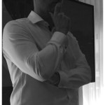 Hand on chin hand gesture